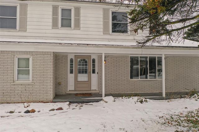 39735 Bonnie Court, Clinton Township, MI 48038