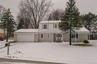 39735 Bonnie Court, Clinton Township, MI 48038