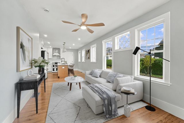 748 Mount Auburn St. 748, Watertown, MA 02472