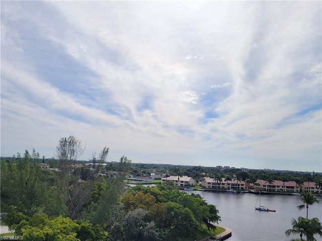 4803 Sunset CT # 606, Cape Coral, FL 33904