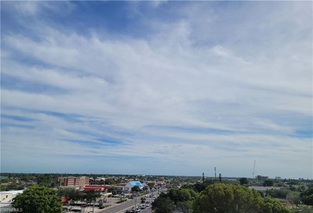 4803 Sunset CT # 606, Cape Coral, FL 33904