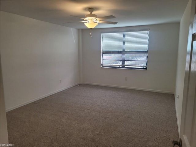 4803 Sunset CT # 606, Cape Coral, FL 33904