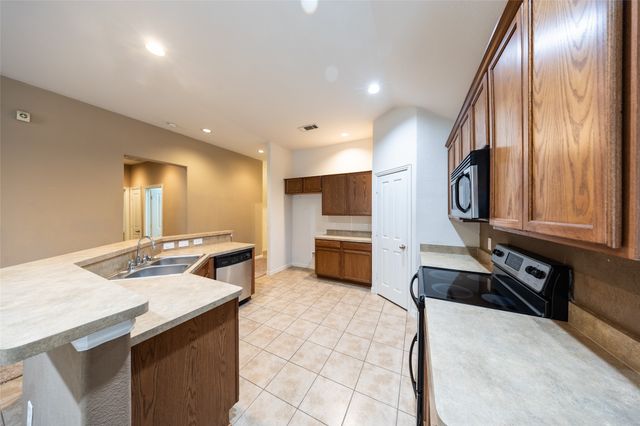 1624 Morning Dove Drive, Aubrey, TX 76227