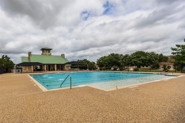 1624 Morning Dove Drive, Aubrey, TX 76227