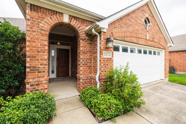 1624 Morning Dove Drive, Aubrey, TX 76227