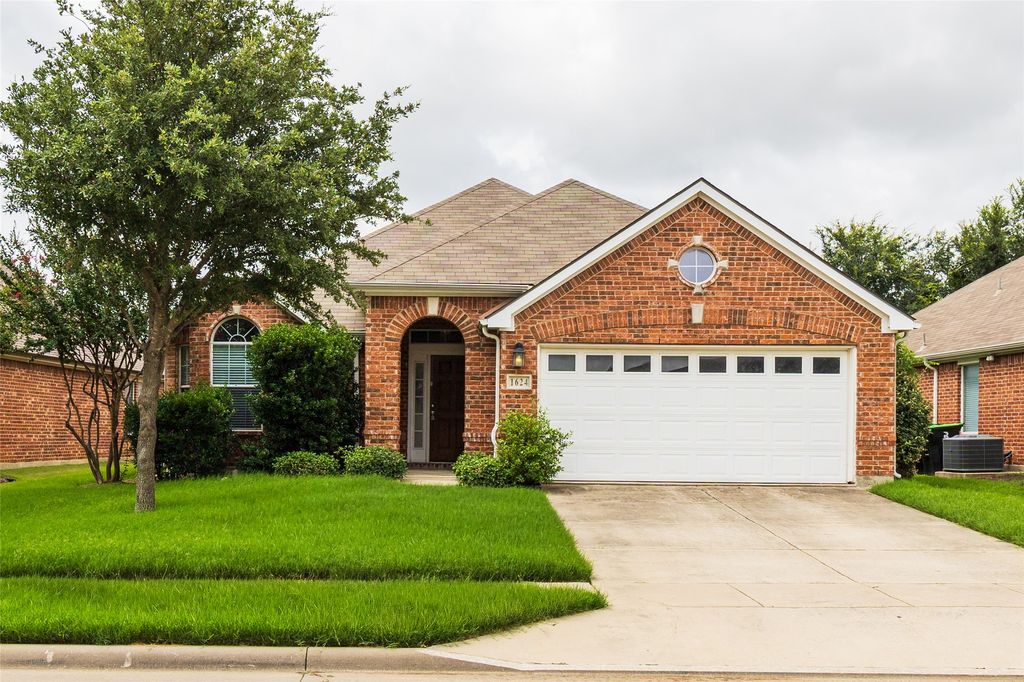 1624 Morning Dove Drive, Aubrey, TX 76227