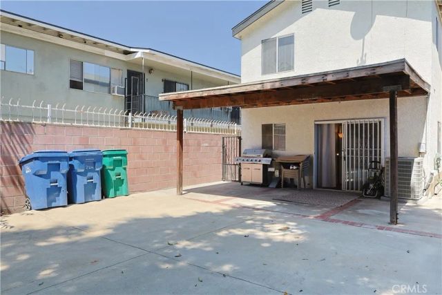 2214 W Wardlow, Long Beach, CA 90810