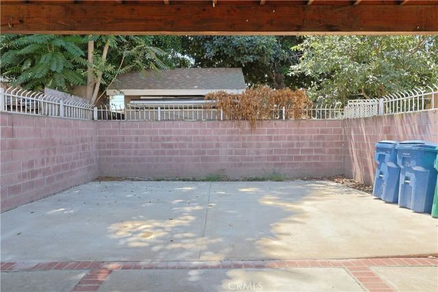 2214 W Wardlow, Long Beach, CA 90810