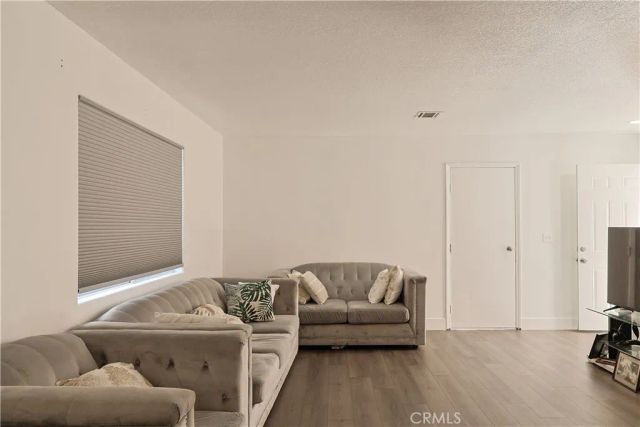 2214 W Wardlow, Long Beach, CA 90810