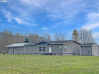 223 HORSESHOE BEND, Kelso, WA 98626