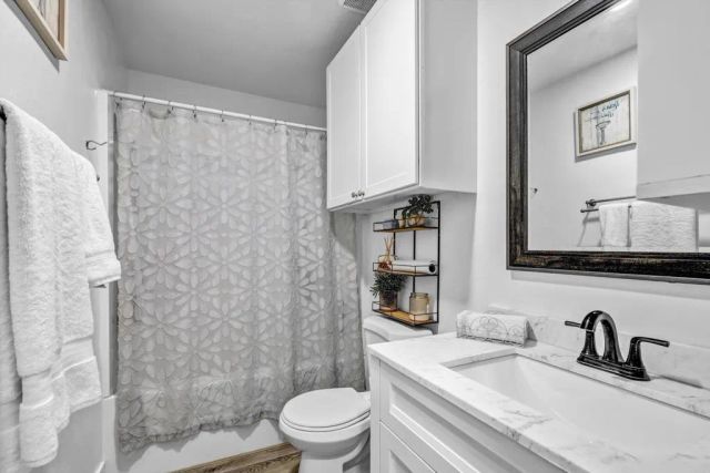 2012 E Mission Avenue 6, Escondido, CA 92027