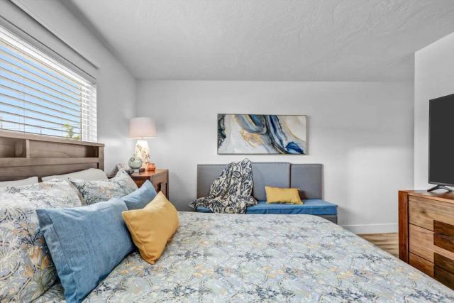 2012 E Mission Avenue 6, Escondido, CA 92027