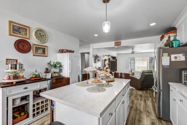 2012 E Mission Avenue 6, Escondido, CA 92027