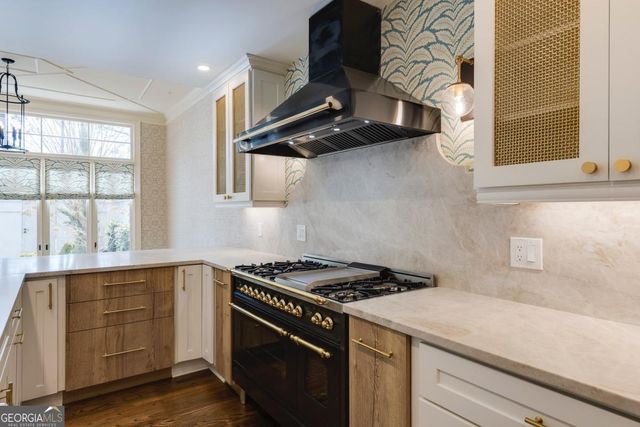 120 Summerour Vale, Johns Creek, GA 30097