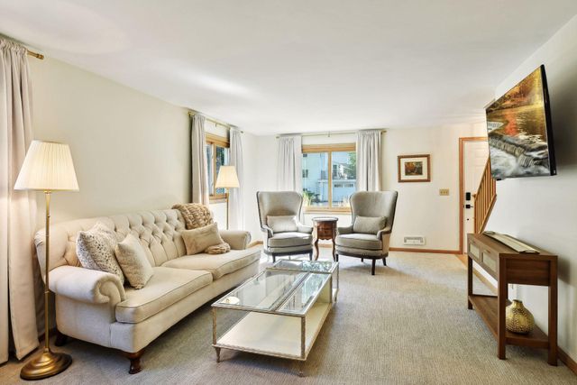 4504 Rutledge Avenue, Edina, MN 55436