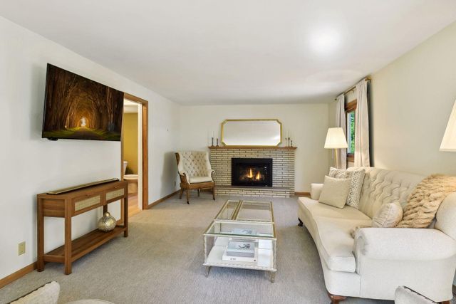 4504 Rutledge Avenue, Edina, MN 55436