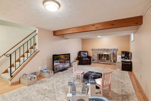 4504 Rutledge Avenue, Edina, MN 55436