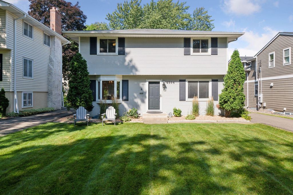 4504 Rutledge Avenue, Edina, MN 55436