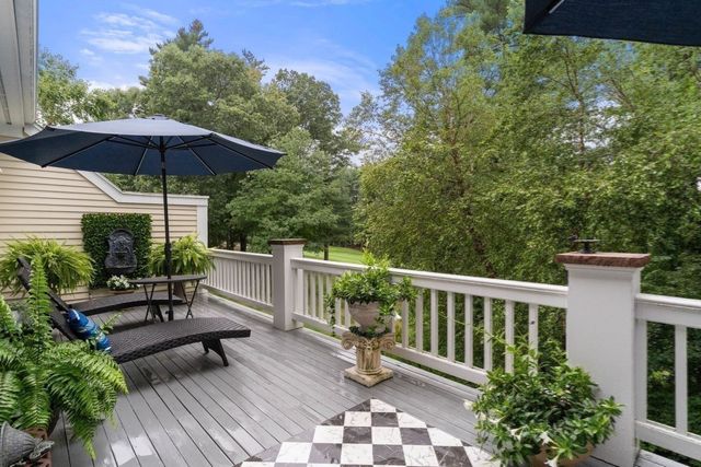 53 The Fairways, Ipswich, MA 01938