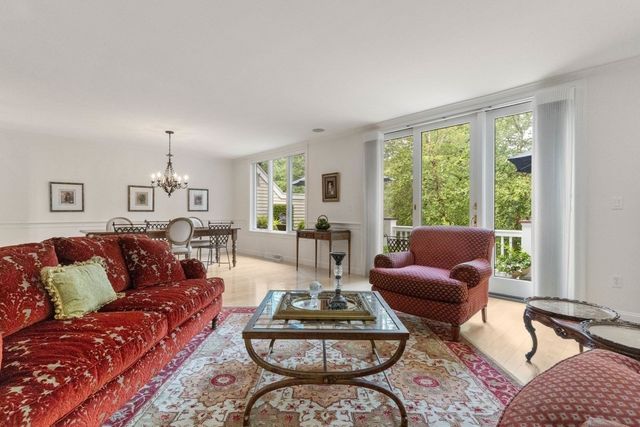 53 The Fairways, Ipswich, MA 01938