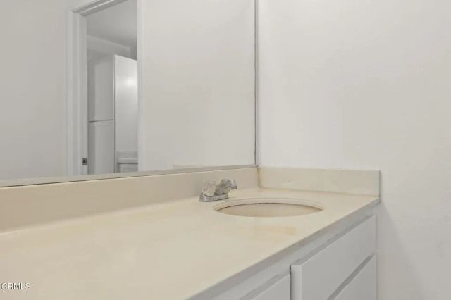 1466 San Simeon Court 4, Ventura, CA 93003