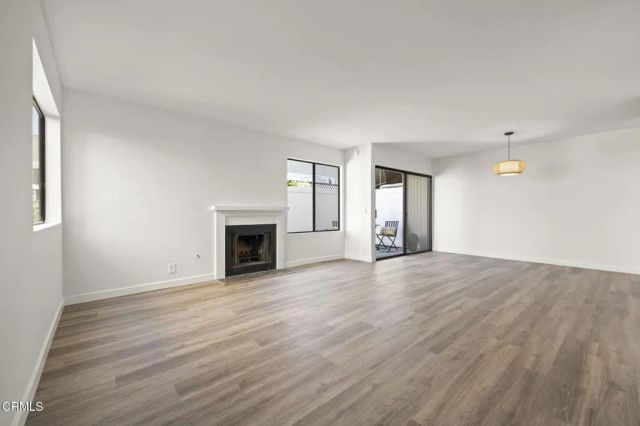 1466 San Simeon Court 4, Ventura, CA 93003