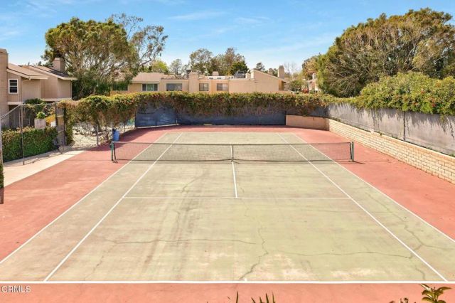 1466 San Simeon Court 4, Ventura, CA 93003