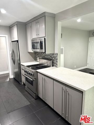 50 Elm Avenue 5, Long Beach, CA 90802