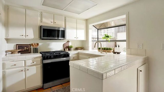 2184 Canyon K, Costa Mesa, CA 92627