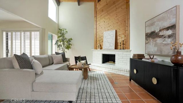 2184 Canyon K, Costa Mesa, CA 92627