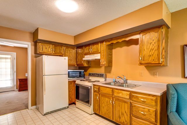 128 S Cumberland Street, Berea, KY 40403