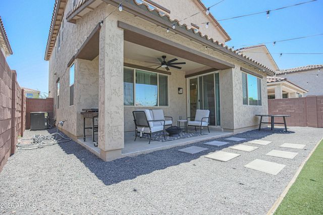 8820 W Lamar Road, Glendale, AZ 85305