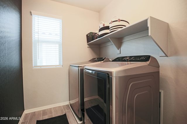 8820 W Lamar Road, Glendale, AZ 85305