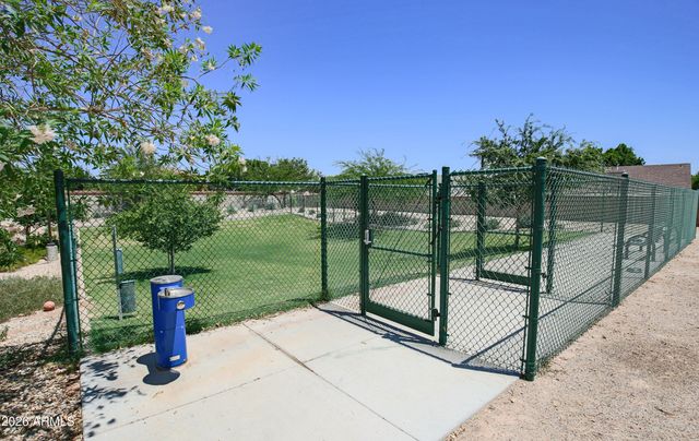 8820 W Lamar Road, Glendale, AZ 85305