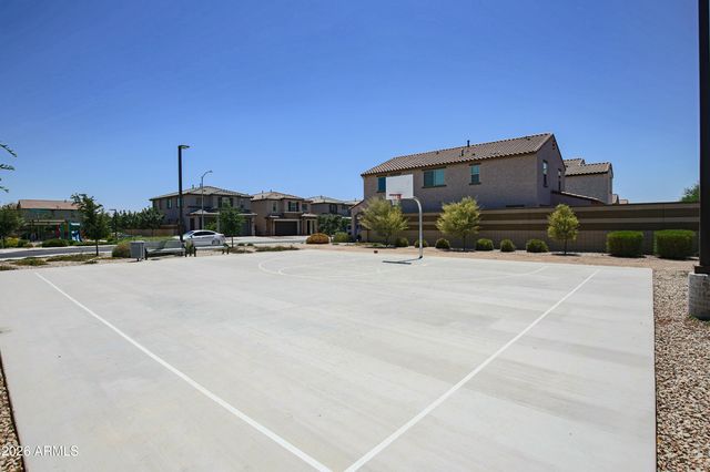 8820 W Lamar Road, Glendale, AZ 85305