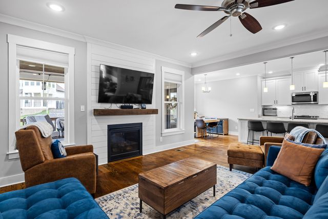 9876 Trestle Circle, Ooltewah, TN 37363
