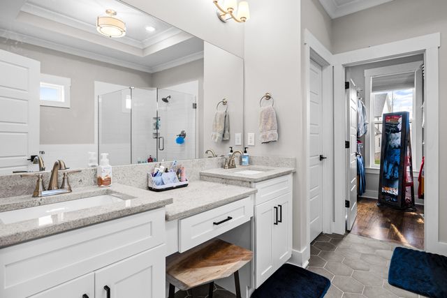 9876 Trestle Circle, Ooltewah, TN 37363