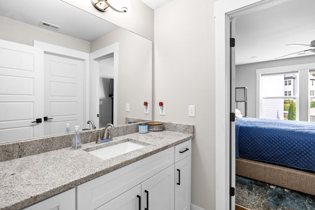9876 Trestle Circle, Ooltewah, TN 37363
