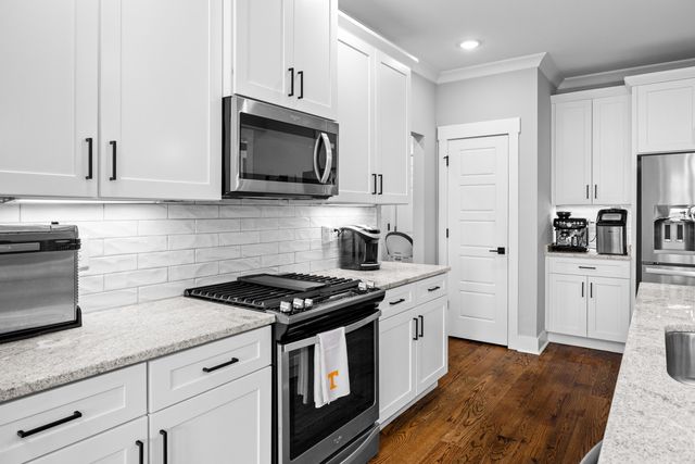 9876 Trestle Circle, Ooltewah, TN 37363
