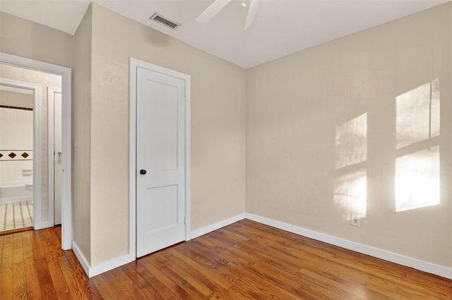 914 NE 6TH AVENUE, Gainesville, FL 32601