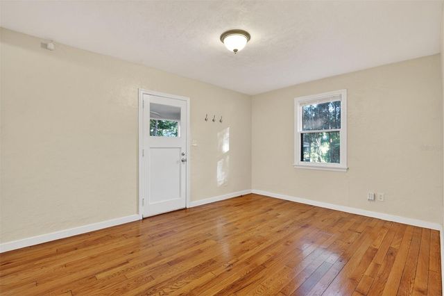 914 NE 6TH AVENUE, Gainesville, FL 32601