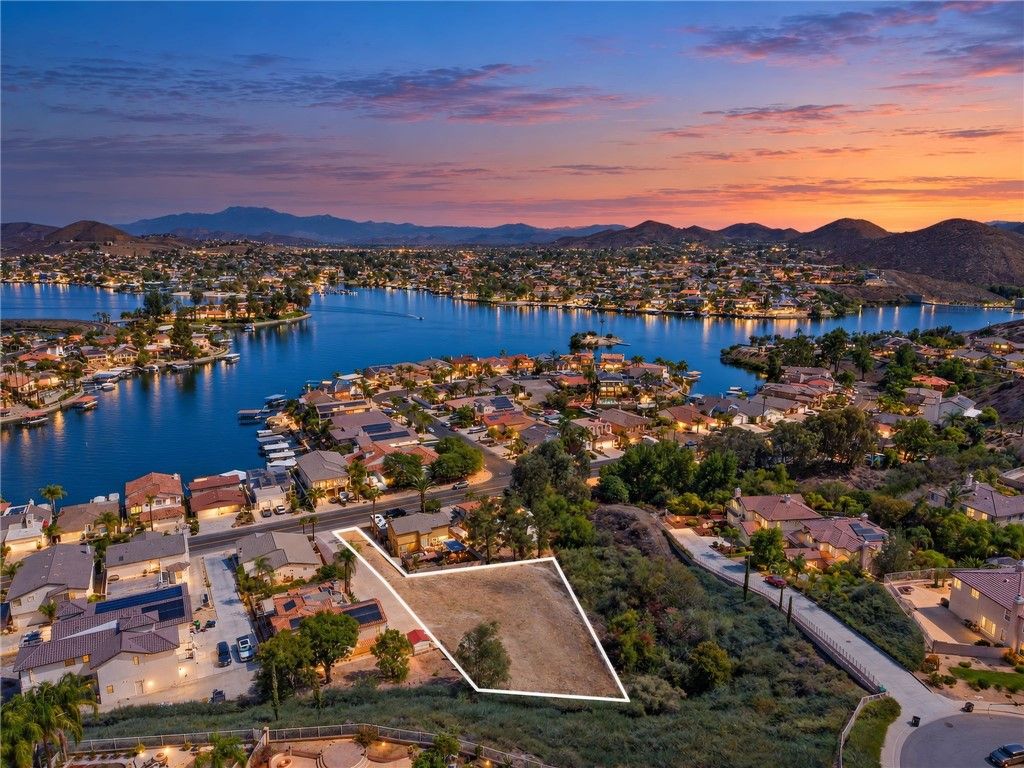 30417 Longhorn, Canyon Lake, CA 92587 — exterior
