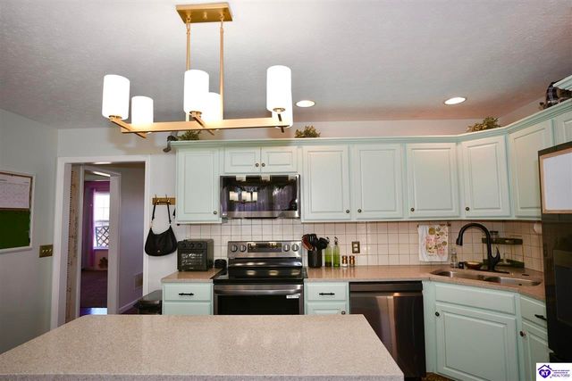 1895 Thomas Road, Rineyville, KY 40162