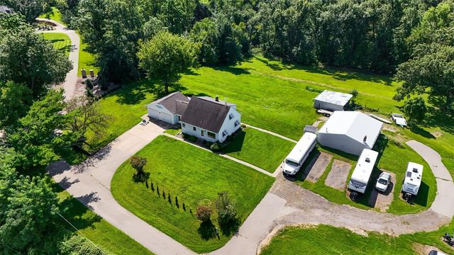 4731 Mount Vernon Rd, Cedar Rapids, IA 52403