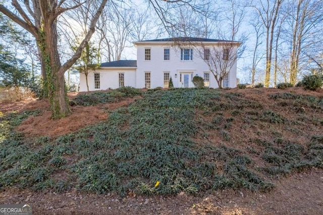2360 Milstead Circle NE, Marietta, GA 30066