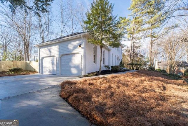 2360 Milstead Circle NE, Marietta, GA 30066