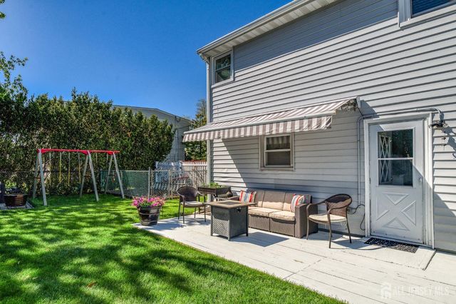 1391 Mohawk Road, North Brunswick, NJ 08902