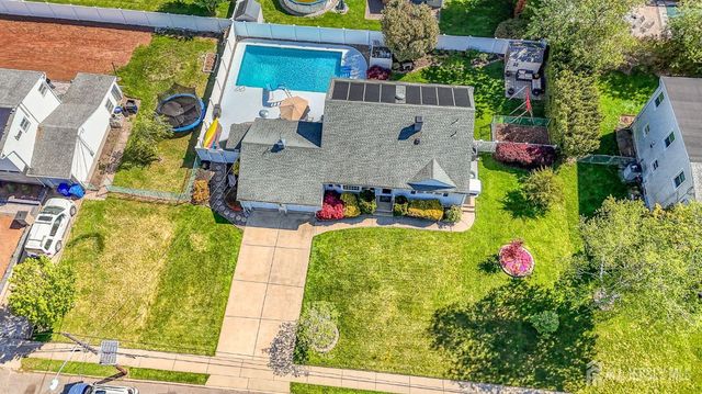 1391 Mohawk Road, North Brunswick, NJ 08902