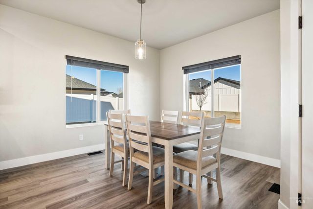 704 Midnight Sun Loop, Twin Falls, ID 83301