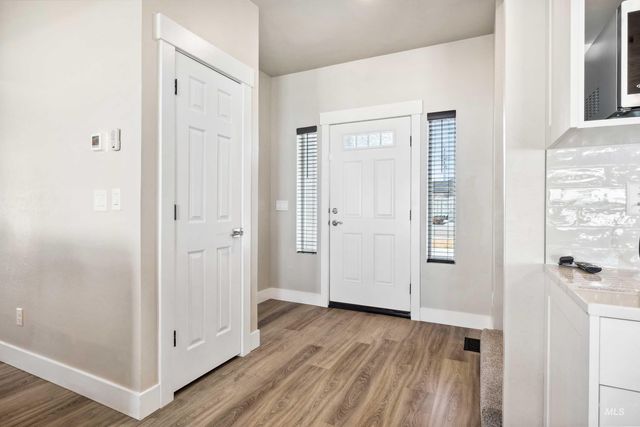 704 Midnight Sun Loop, Twin Falls, ID 83301